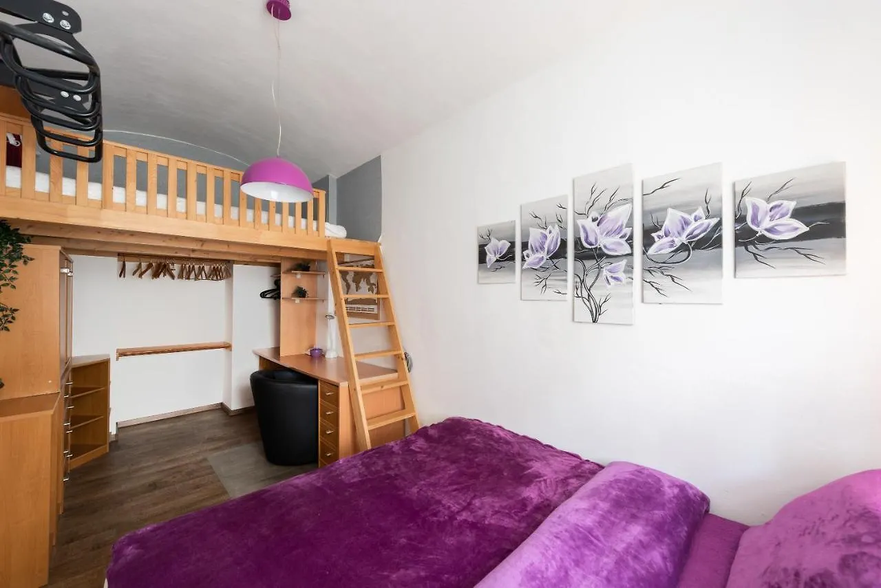 Zizkov Apartments Praga Repubblica Ceca